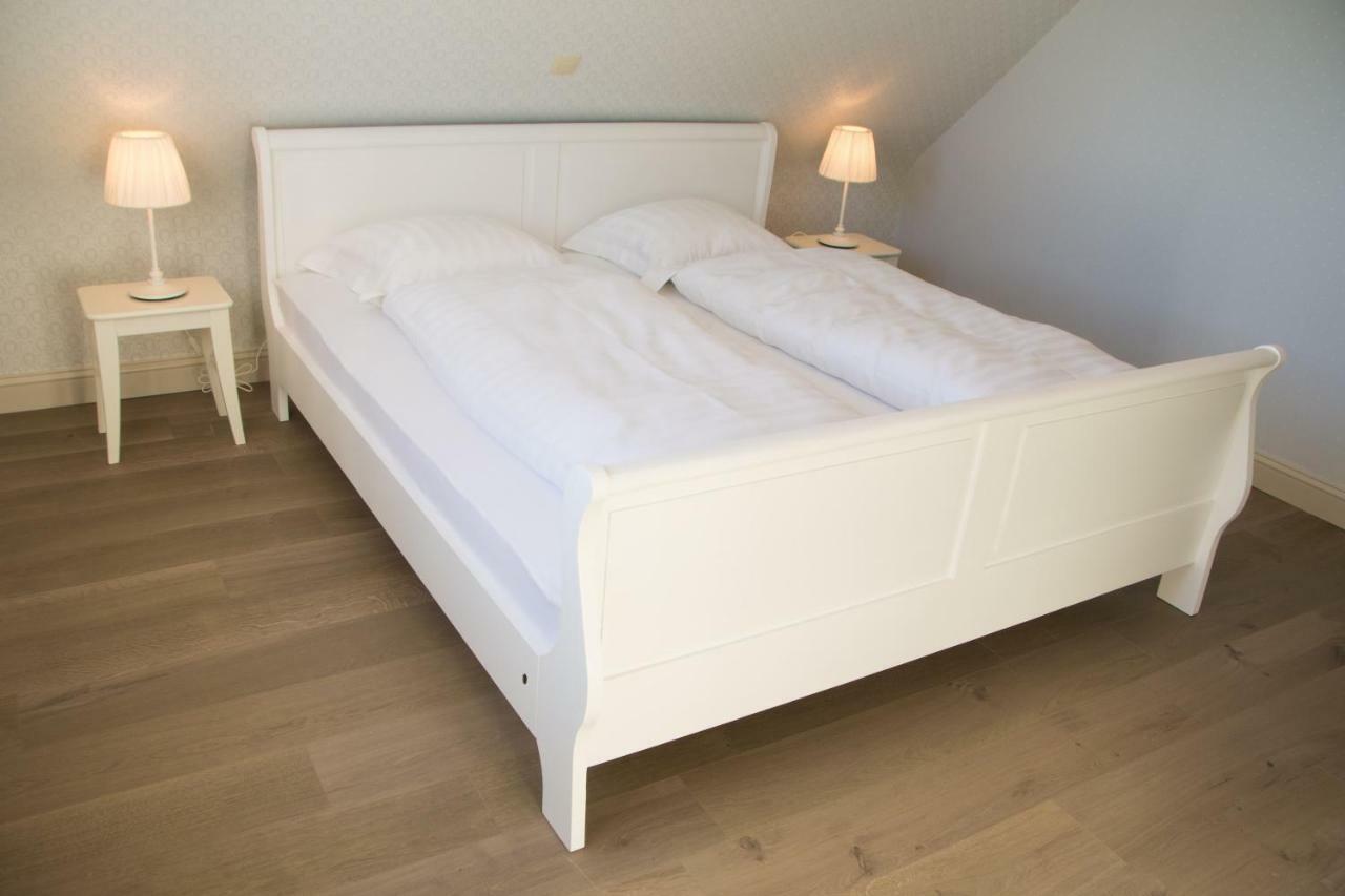 'Op De Borgt' Met Finse Grill Kota Villa Wellen Bagian luar foto