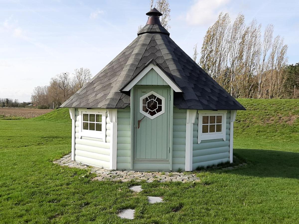'Op De Borgt' Met Finse Grill Kota Villa Wellen Bagian luar foto